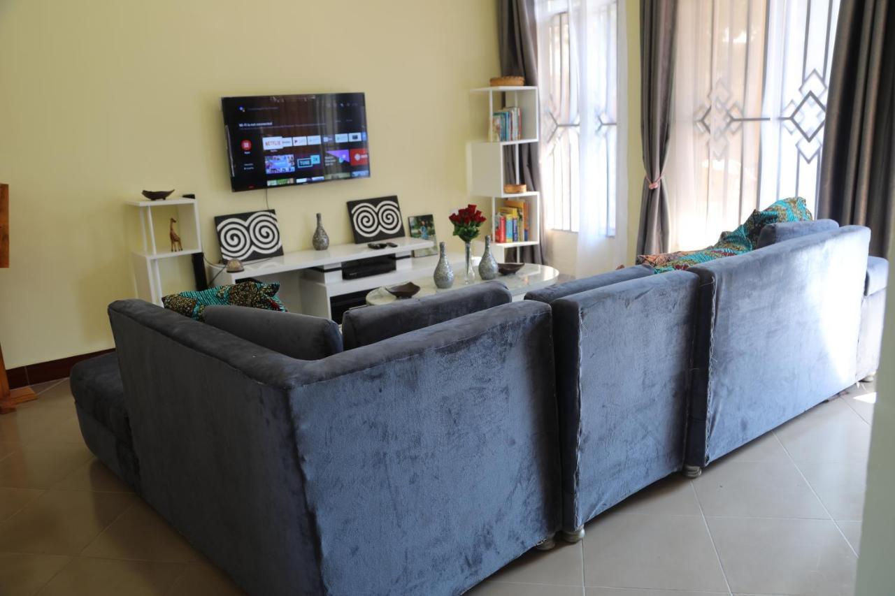 Pearl Lulu Modern Bnb Homestay Дар-эс-Саламе Экстерьер фото